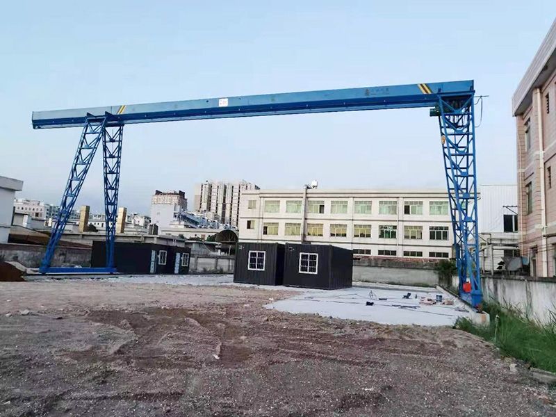 MH電動(dòng)葫蘆門(mén)式起重機(jī)