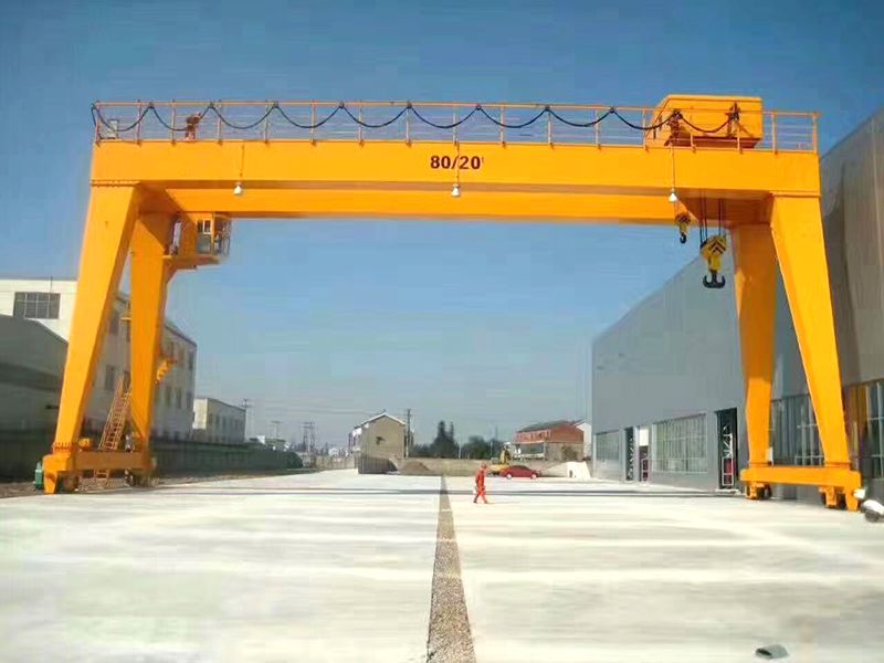 雙主梁門(mén)式起重機(jī)